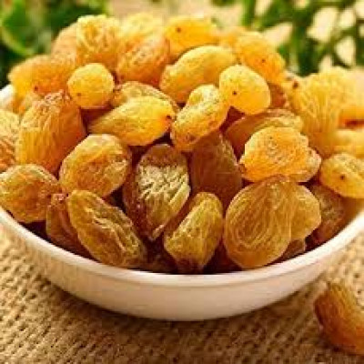 (RAISIN)সোনালি রঙের ছোট-বড় সুন্দর কিশমিশ ( ‘সুলতানা’) : বীজহীন সবুজ আঙুর থেকে হয়